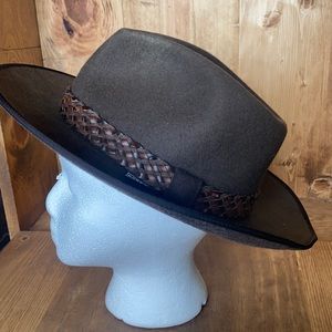 A. BREITER MUNCHEN GERMANY VINTAGE BROWN HAT GORE TEX LARGE